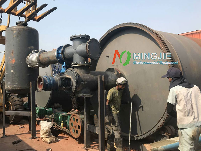Tyre Pyrolysis Equipment in India