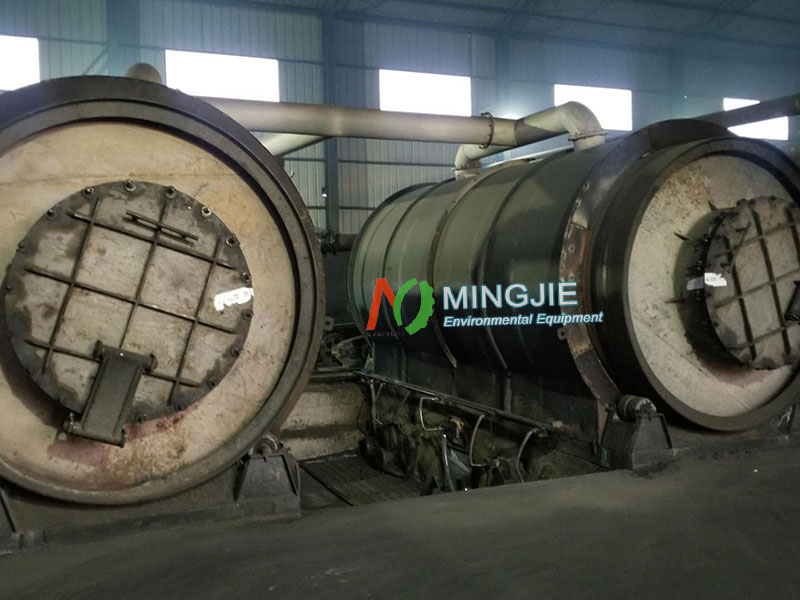 Tire Recycling Pyrolysis Plant for Sale 1 Tyre Recycling Pyrolysis Equipment