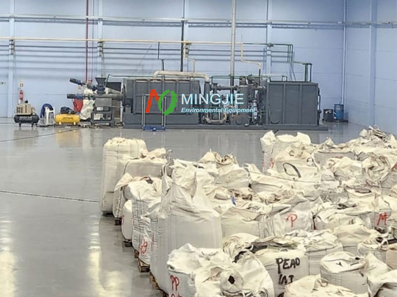 Small Pyrolysis Equipment for Waste Plastic Disposal