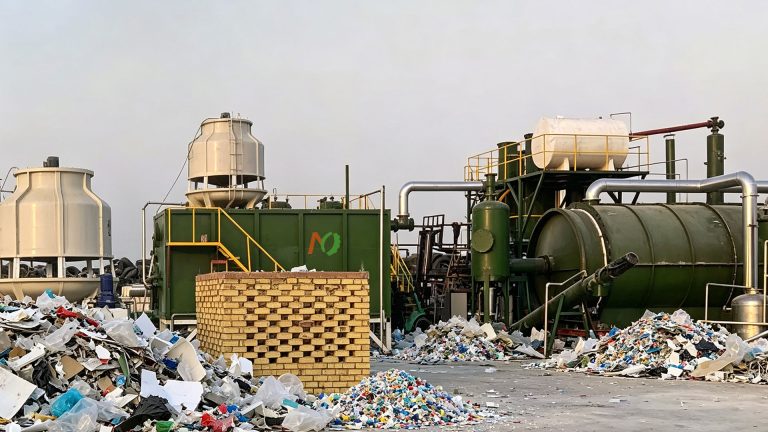 Pyrolysis Plastic to Diesel Plant