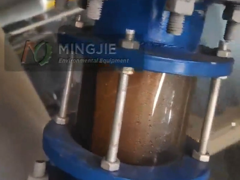 MJ-15 Plastic Pyrolysis Plant in Vietnam 1 Plastic Pyrolysis Oil