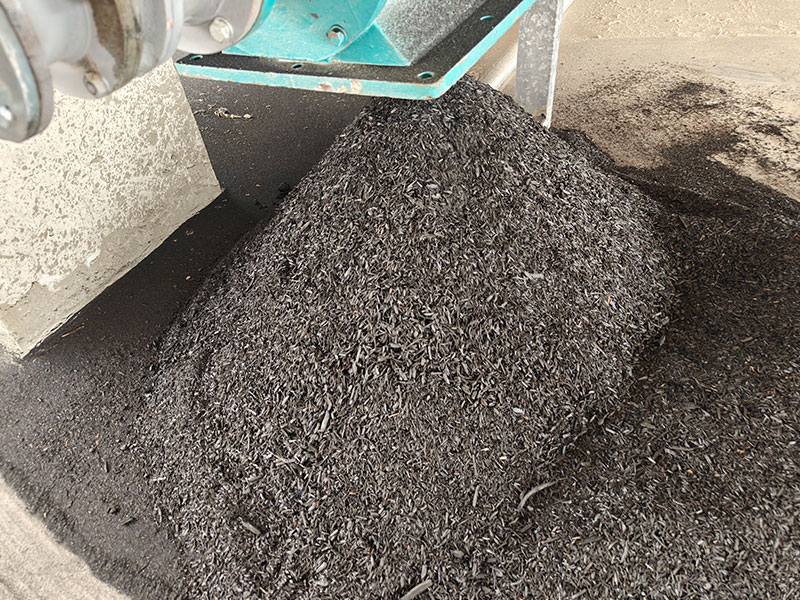 MJT-2000 Biochar Equipment for Sale to Saudi Arabia 6 Wood Chips Biochar